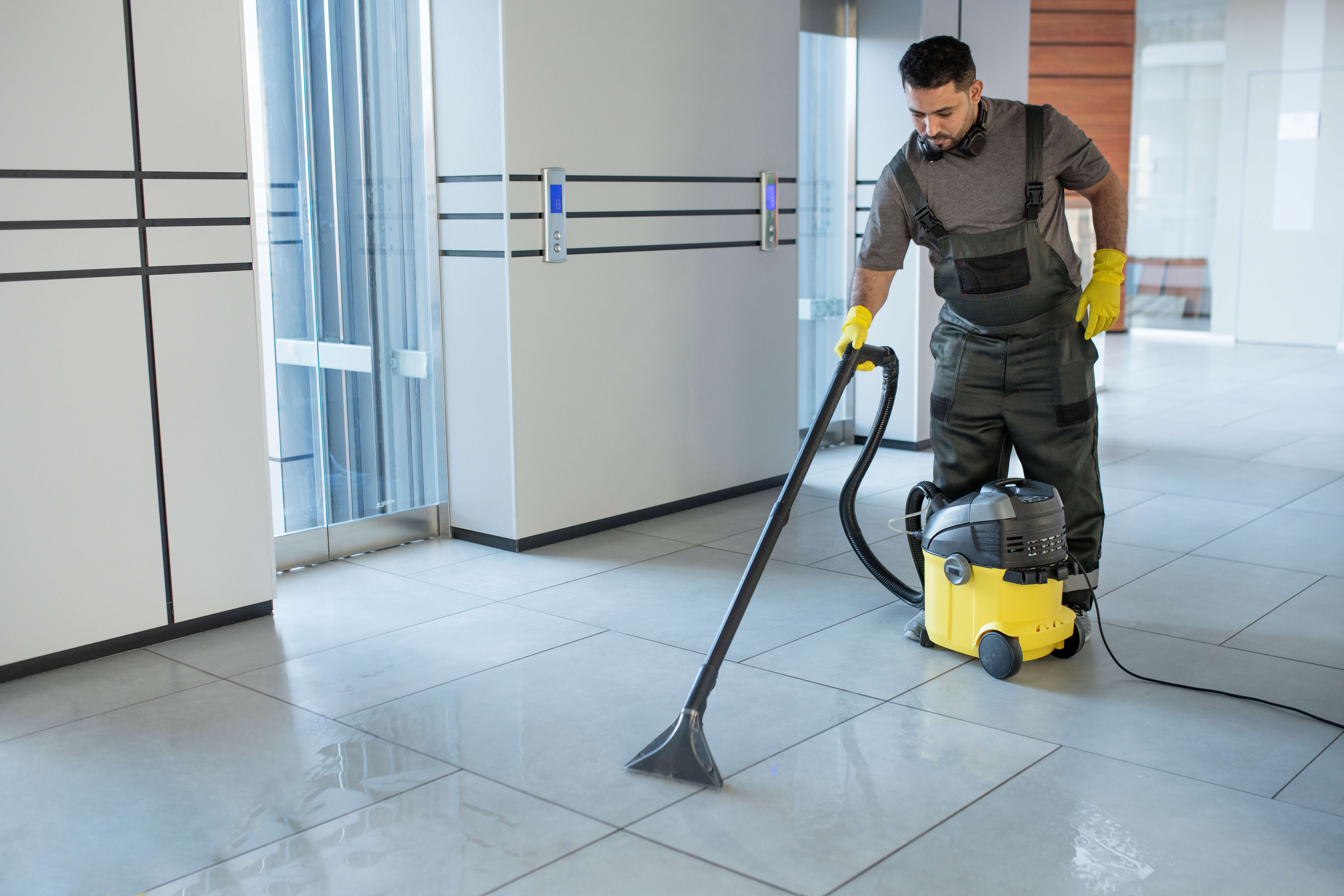 Start your business journey with floor cleaning franchise